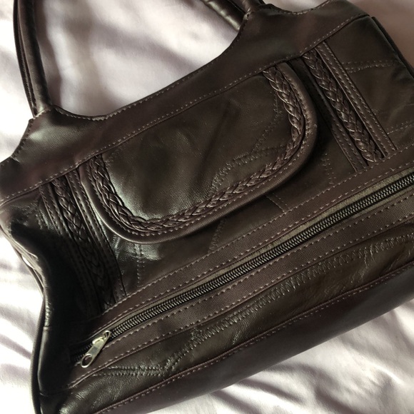 Brown leather handbag ( umbrella is no longer available with bag) ** - Picture 2 of 16